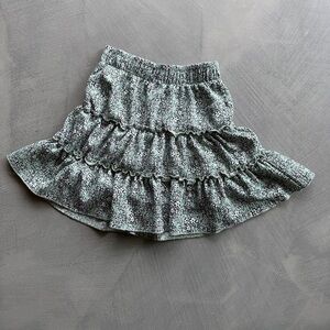 Zara Kids Green & White Textured Floral Skirt / Skort  {10}
